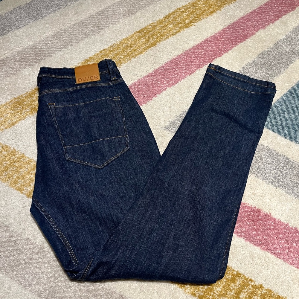 DUER Men’s L2X Relaxed Tapered Heritage Wash Jeans Size 31W x 32L